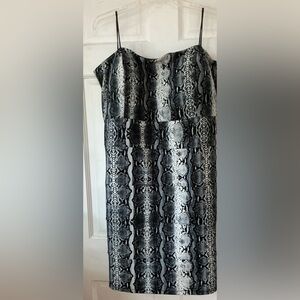 NEW JUMP STRAPLESS DRESS